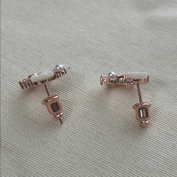 Elegant Ramla Rose Gold Plated Floral Earrings - Picture 3 of 4